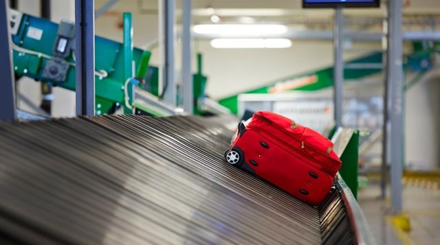 Аэрофлот потерял багаж: что делать, куда звонить