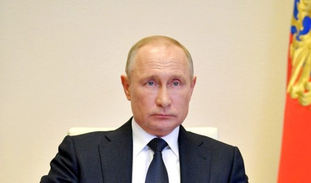 Путин заявил об окончании нерабочих дней и рассказал о новых мерах поддержки семей и бизнеса