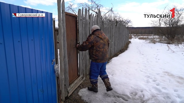 Покупатель, сбитый с ног раздвижными дверьми супермаркета, отсудил 400 000 руб.