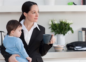 Увольнение женщины с ребенком: могут ли уволить мать с детьми, как и когда, особенности