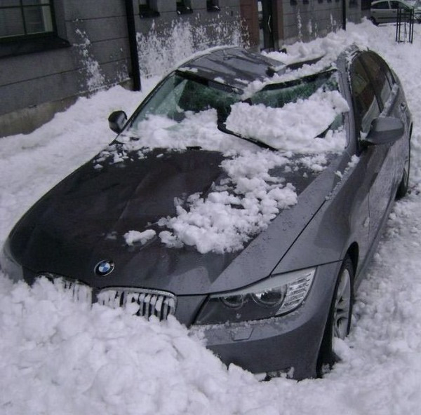 Что делать, если автомобиль повредили при уборке снега