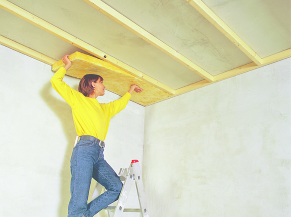 Шумоизоляция потолка: как сделать шумоизоляцию в квартире своими руками от соседей сверху, материалы для этого и помогает ли она