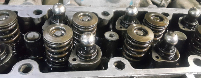 Какое масло лучше заливать в двигатель Лада Калина 8 клапанов ?