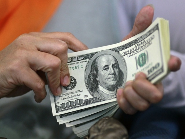 Как подорожавший доллар повлияет на жизнь россиян