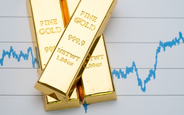 Как правильно вложиться в золото в 2023 году